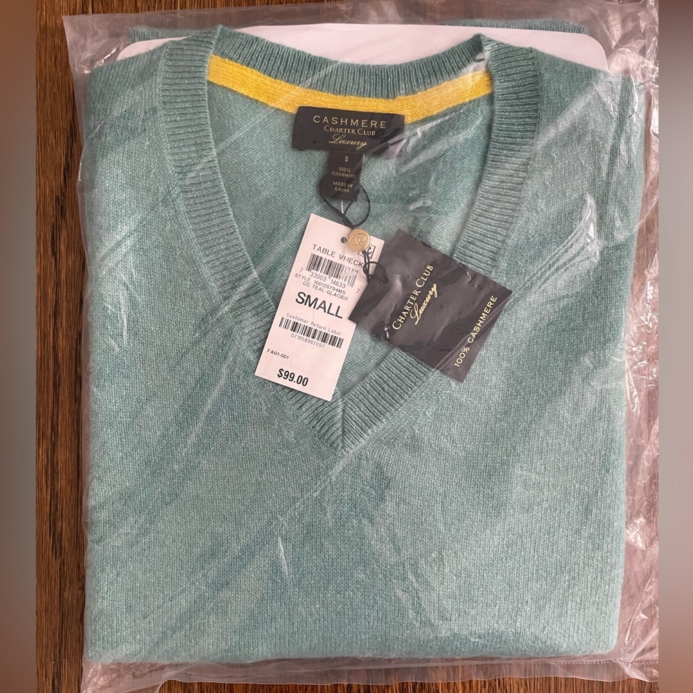 NWT Women’s Charter Club 100% Cashmere Small Glacier Teal Green Sweater